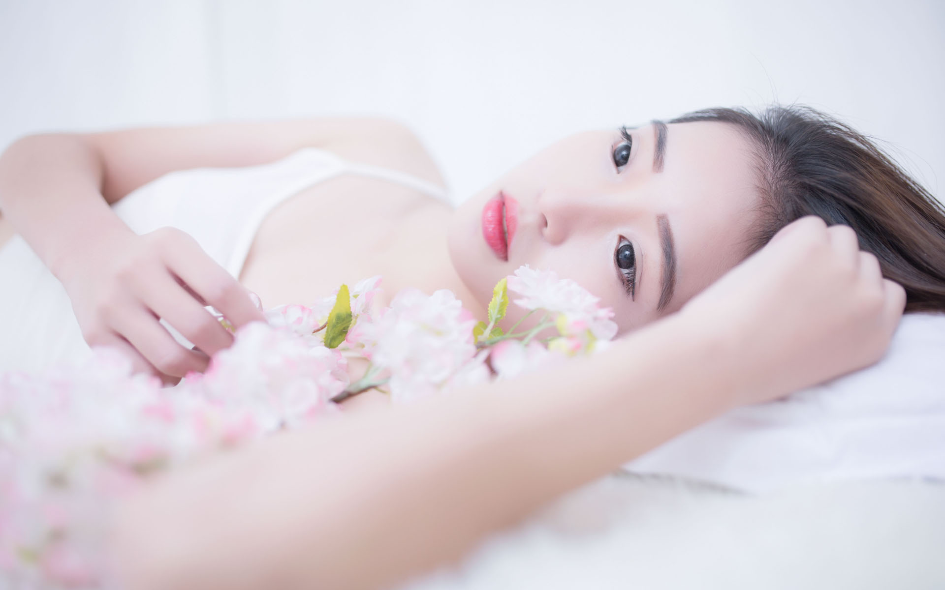 环卫工翻8吨垃圾找回儿童手表，大同最新回应，多个细节披露→